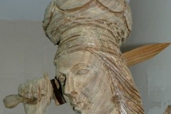 047.-06-Święte-drewno-Medium