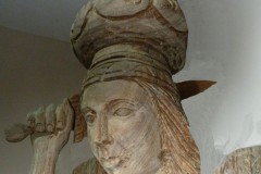 047.-09-Święte-drewno-Medium