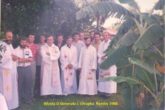 II.-009-Wizyta-O.Generaa-J.-Chrapka-Ñemby-1988-Medium