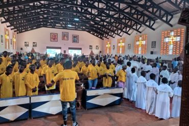 Zakończenie roku szkolnego 2021/22 w oratorium na misji Nguelemendouka