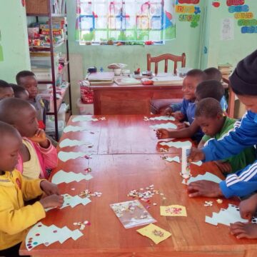 Przygotowanie do Świąt, Kikaikelaki, Balengou. Adwent w Kamerunie