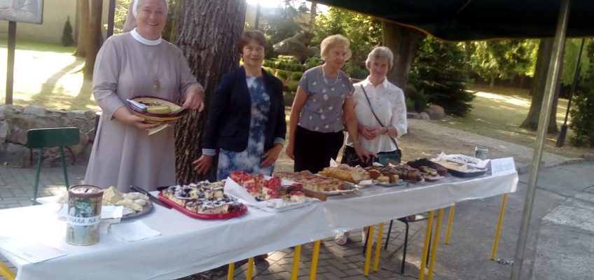 „Słodka cegiełka” w Warszawie – Gołąbkach